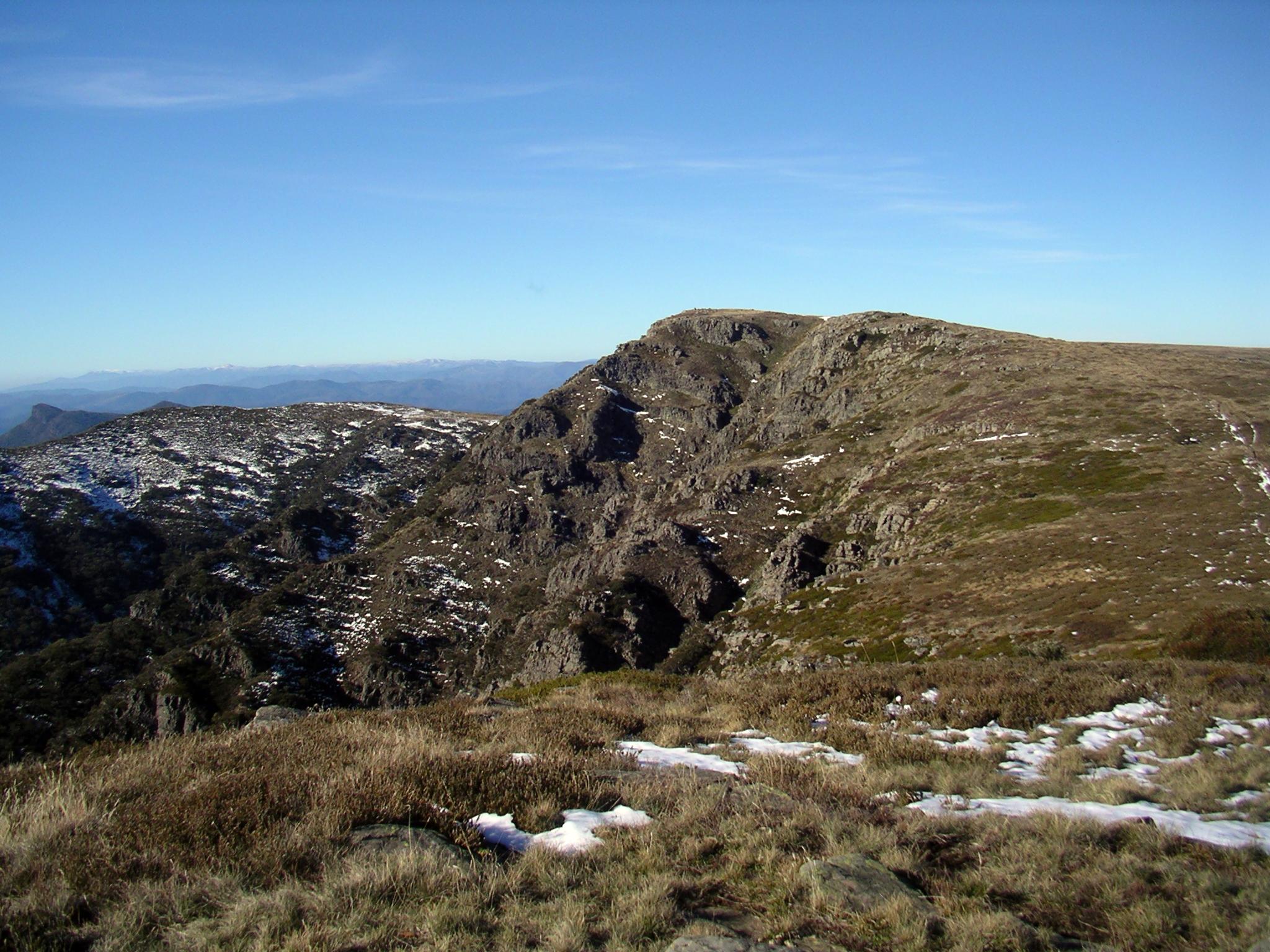 realestatedemands | Visit the Alpine National Park: Explore the nearby Alpine National Park